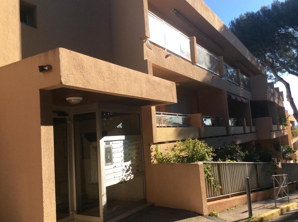 Studio Bandol Centre 2 Etoiles Ideal Emplacement Екстериор снимка